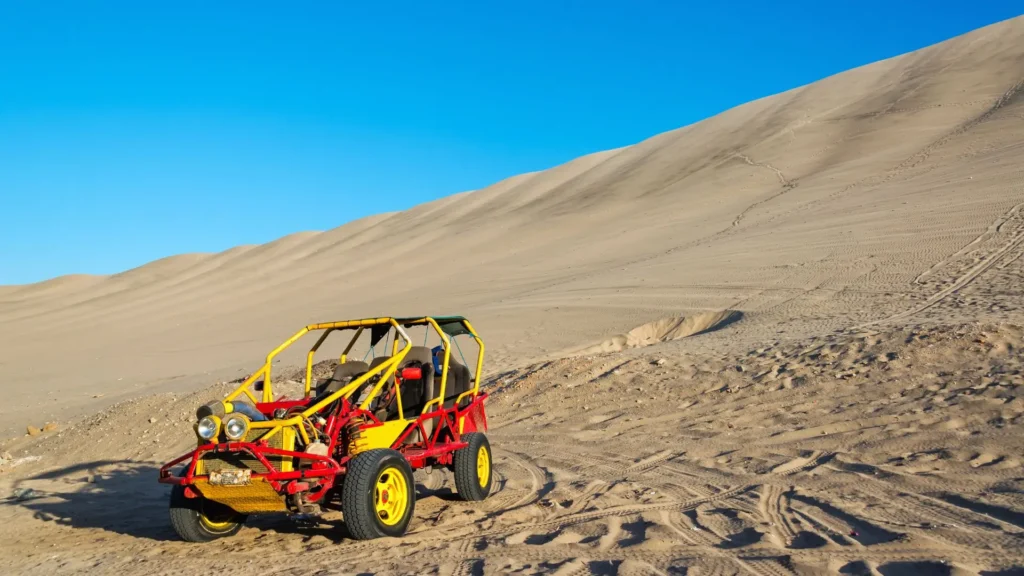 Paseo en Tubulares En las Dunas de Huacachina
