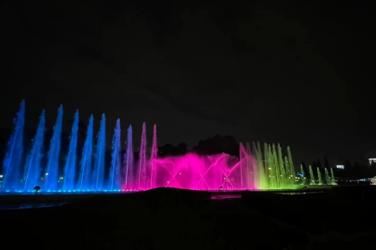 Tour Nocturno Lima: Fuentes, Barranco y Magia en la Capital